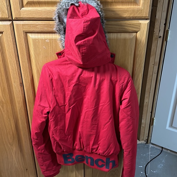 Bench Jacket - Picture 6 of 7